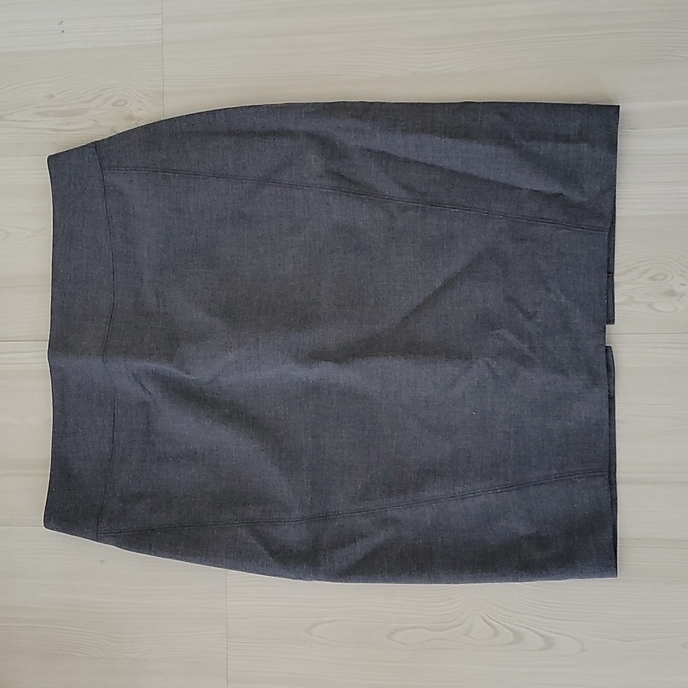 Ann Taylor LOFT Gray Pencil Skirt